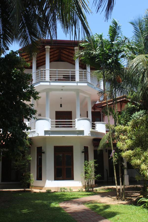 Helianto Social Villa Bentota Buitenkant foto