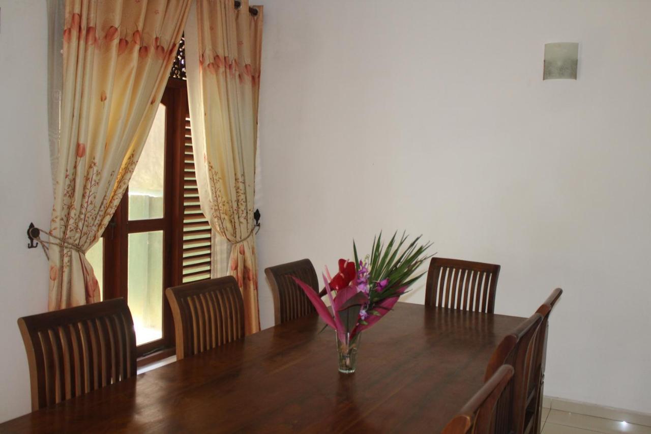 Helianto Social Villa Bentota Buitenkant foto