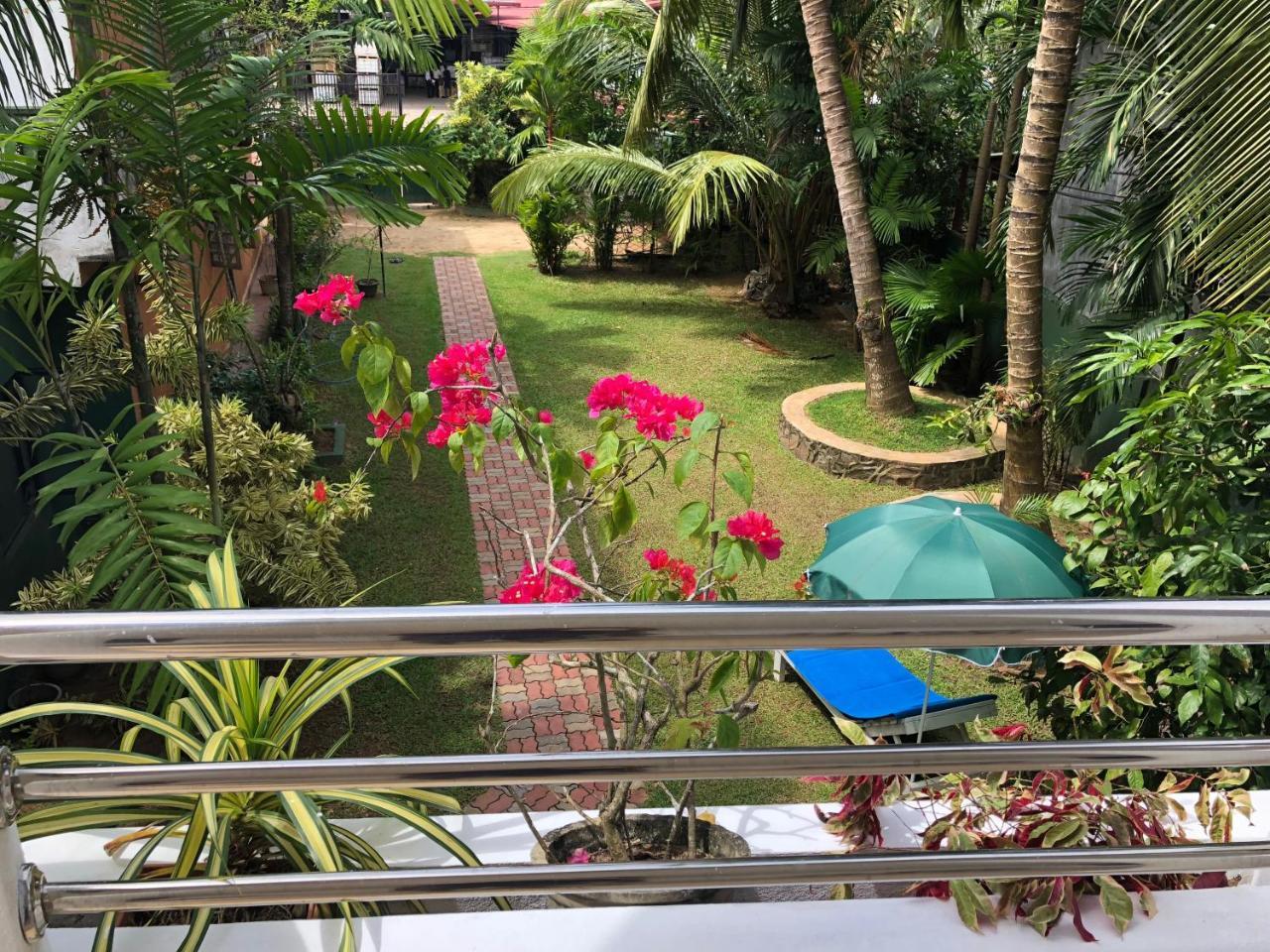 Helianto Social Villa Bentota Buitenkant foto