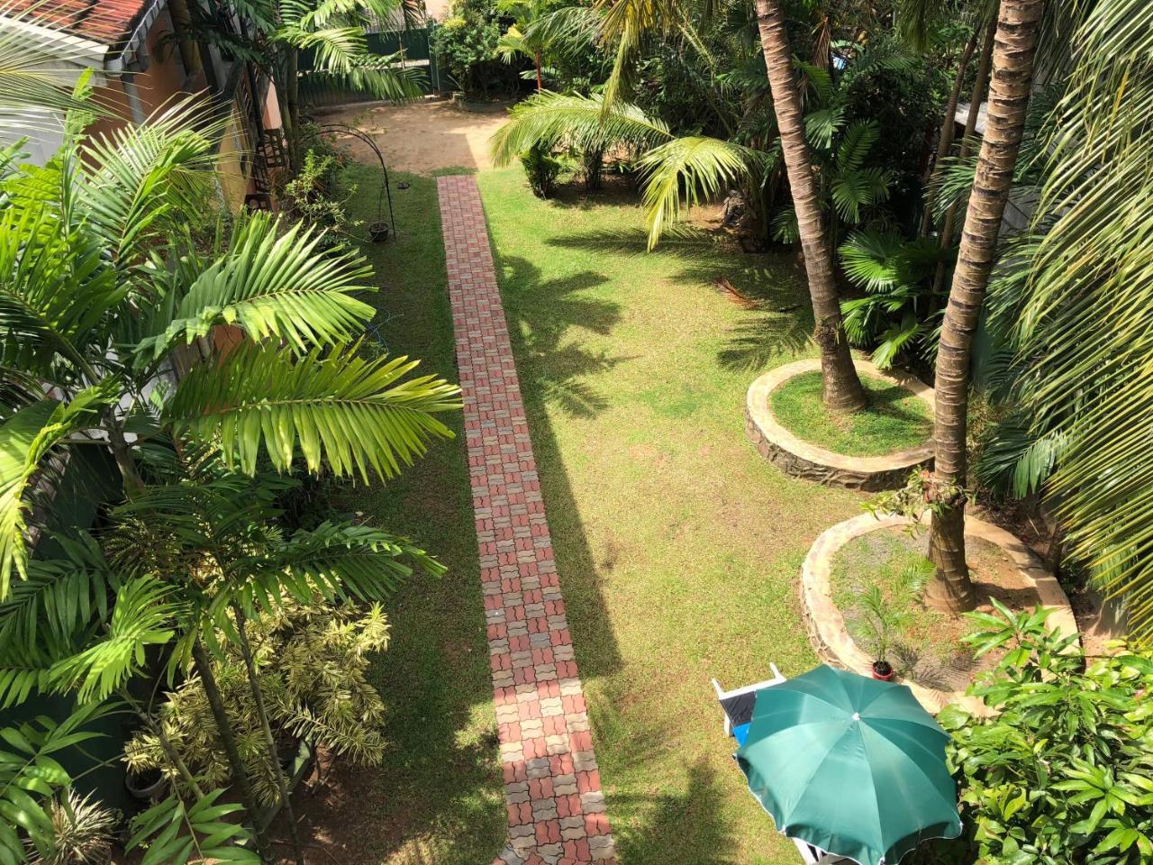 Helianto Social Villa Bentota Buitenkant foto